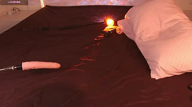 Wetwhims - FINGERING UNTIL SQUIRT
