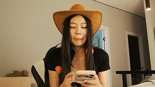 SecretTiny - pussy play