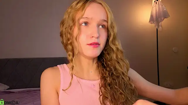Sue_dream - suck your finger