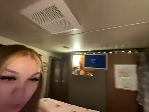 Scarletteefoxx0x0 - flash 🍑