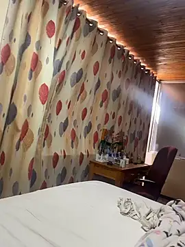 Blueiceeyes - Cock rubbing on pussy 3 min