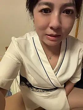 Coco1331 - 脱掉内衣3分钟