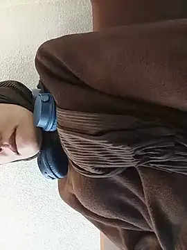MisyonerNur - Dışarıda göğüslerini aç 😅