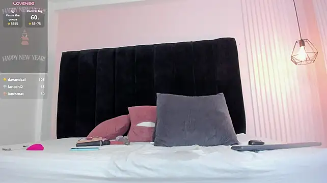 Alana_gloow - squirt, naughty girl with dildo 💦🍆💦
