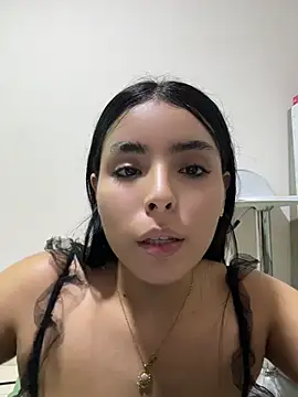 LovelyEyess - THAT Peter FUCKS ME HARD