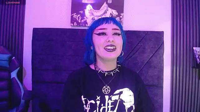 Pola_Pnk - spit in boobs💋