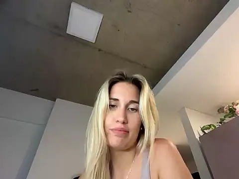 Angela_Only - take of bra