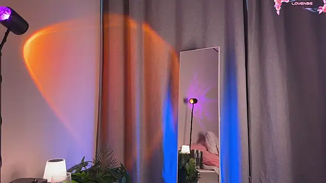 MarryLexxx - OIL UP ALL OF MY BODY