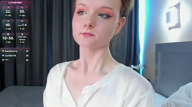 Miraletta - THE PUSSY PLAY SHOW