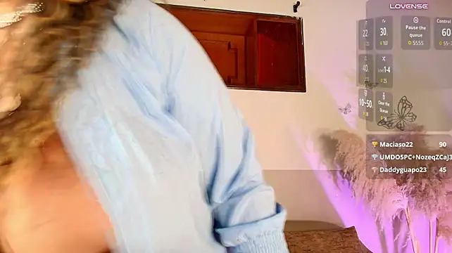 DivaFlamme - NAKED IN DOGGY