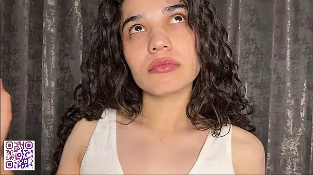 PaulaPope