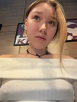 -NaughtyAngel-