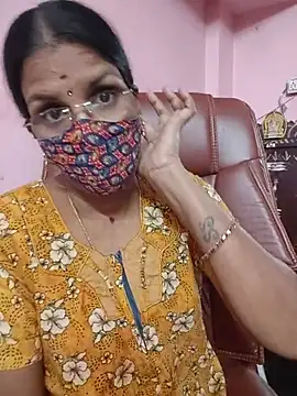 Tamil_peenqueen