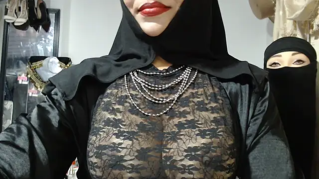Nadia__abaud - PLAY MY HAIR PUSSY 😜😜😜