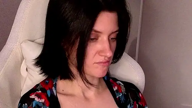 Roxy_rio_t_ - Little slutty skirt: