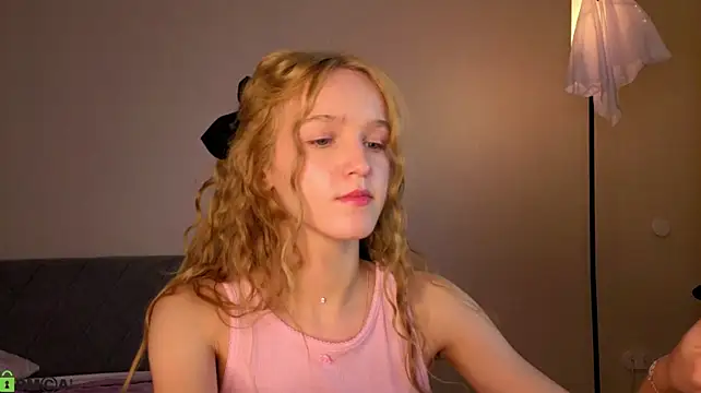 Sue_dream - show your butt in panties