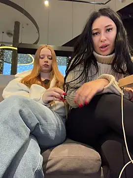 AdinaKan - Naked show2+squirt💕💕🔥😘