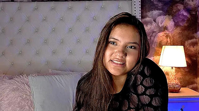 VictoriaNavarro - RUB PUSSY UNDER MY PANTYS! 😈