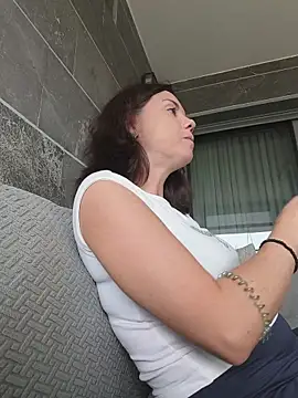 Velvet_Anne - Show boobs
