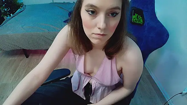 CranberryHot - I play with my nipples❤️make me happy