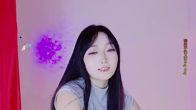 Luna1314 - 脱下她的丝袜和裙子+性感精油按摩大腿100次