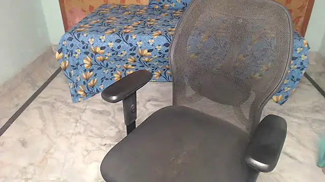 Deevisha-queen - Pussy oilingshow 💦💦💦