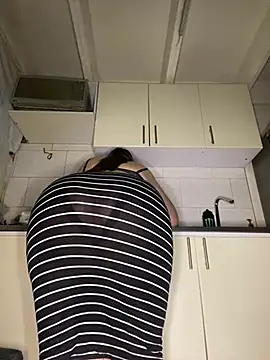 Chloee_Peach - 😈💦WET MY PUSSY A LOT💦😈🩸🩸