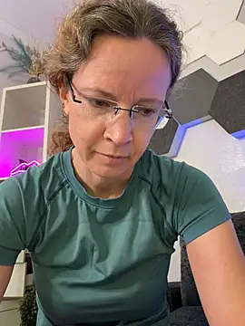 AnnikaRose - Naked Orgasmus + LT free clip