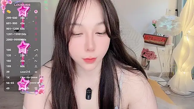 Liz-nn - 生活不用满分，舒服自在就够（超刺激假阳具特写插入5分钟+玩具震豆豆）招守护男友