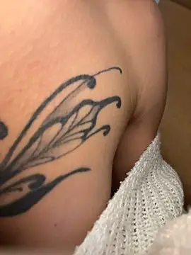 Feuchtes_traumchennn - Show pussy + massieren| LT 1xfuck Video