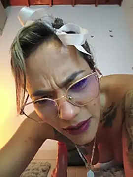 Fiery_beauty26 - plug ass