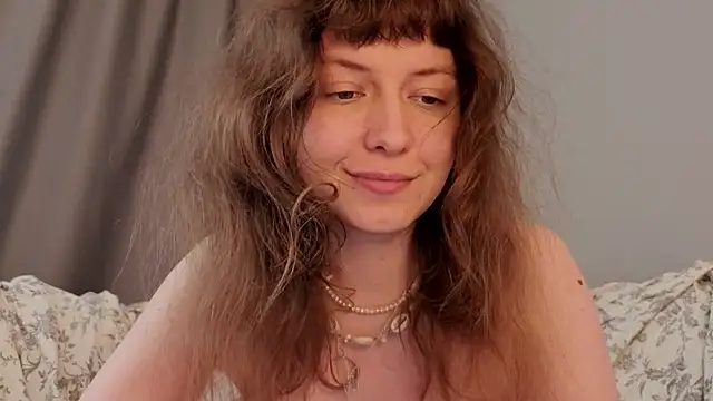 Sun_place - GOAL: cream on my breasts 🌻