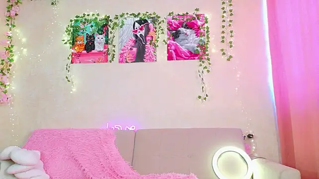 OnlyForYou_ - grind my pillow with panties off