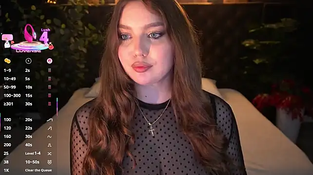 LuxSopphia - suck a dildo