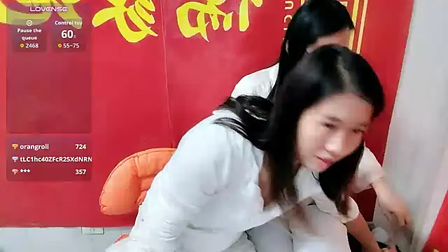 Leila-11 - 闺蜜亲亲大鸡巴送小粉控制3分钟