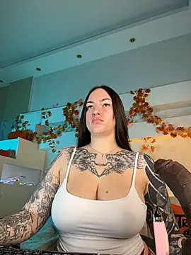 Tattitude_ - Topless 10 minutes