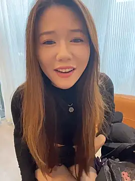 Mia999 - 户外假鸡吧抽插1分钟