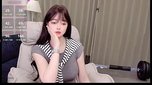 Uikyy1 - 我的愿望很小就四个字 不劳而获哈哈