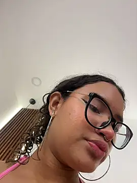 Bunny-firee - Oil or cream on my Tits 💧🍒