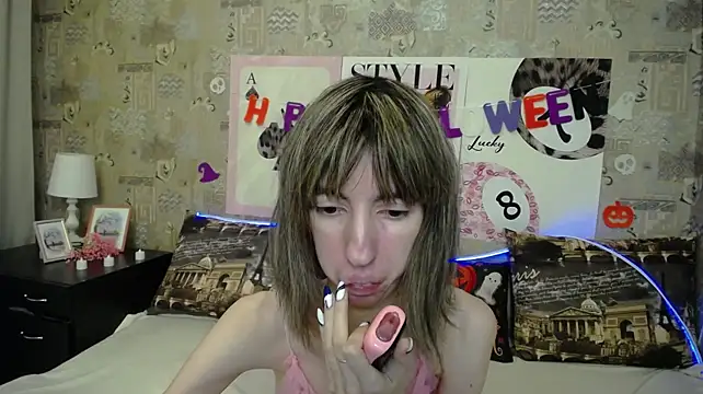 Unusual_G - topless 10min