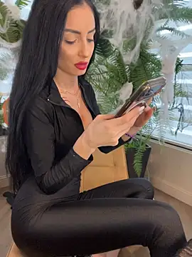 FeetVibe - 👑Sexy Tease, Don't Blink!