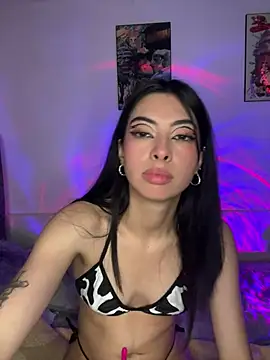 Junorise23 - Oil show on my tits