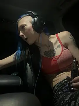 Twisted_Alice - Lotion tits and ass