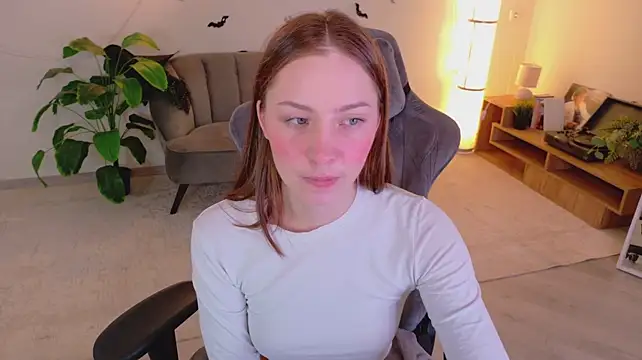 I_m_Regina - spanks my ass
