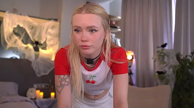 LexieLoree - Flash kitty