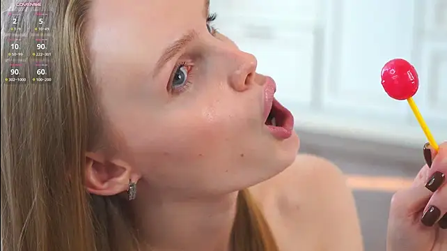 DeandraMowen - hared slap my ass in doggy pose