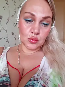 IsabellaBoni - Spank ass×25 and fingers