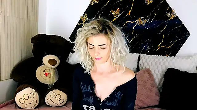 Aly_girl1 - squirt