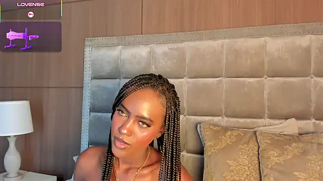 DakotaWangi - 2 FINGERS IN PUSSY IN MISSIONARY🍆🥵