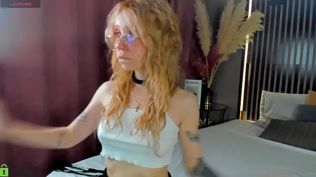 Lil1y_Moore - oil massage boobs